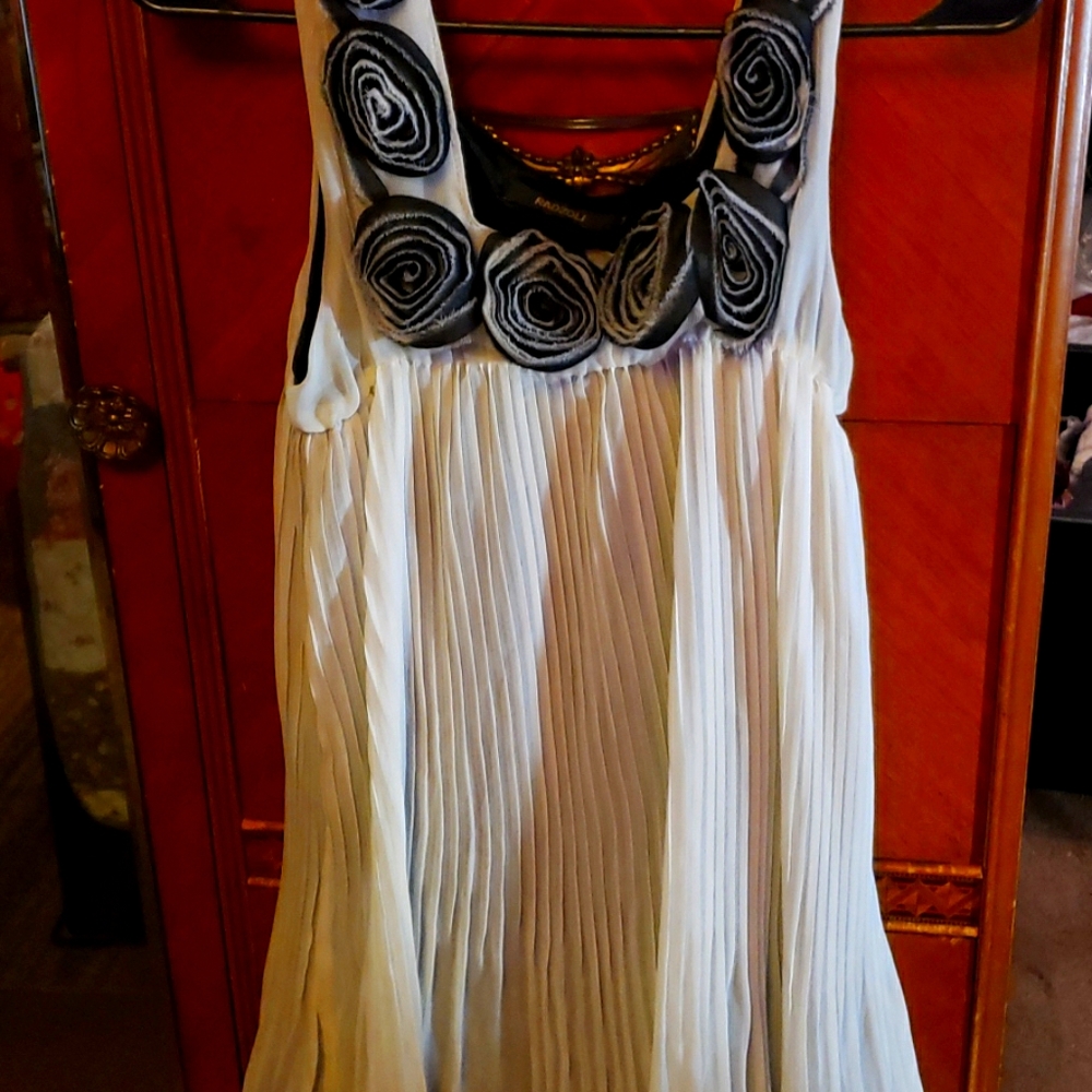 Mini dress